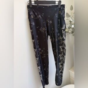 Victoria Sport Women's M Leggings Black Metallic Stars 7/8 Wicking Compression